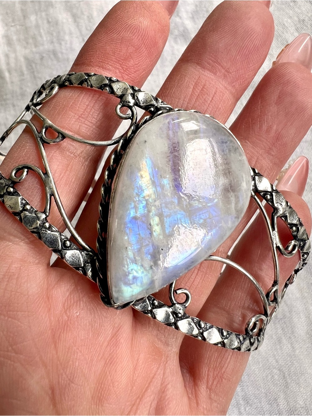 926 Brilliant! Rainbow Flash Moonstone Cuff Bracelet